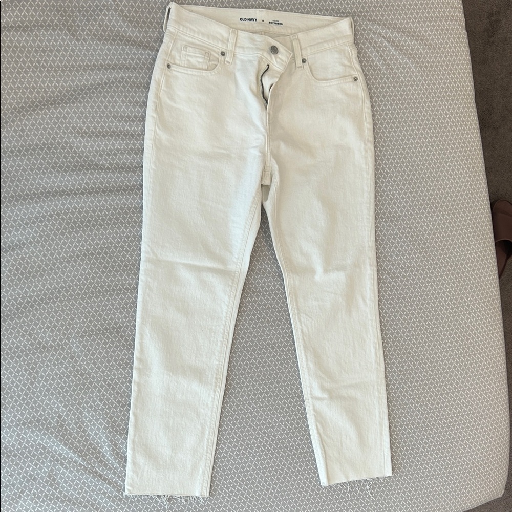 Old Navy Women's Cream Skinny Jeans